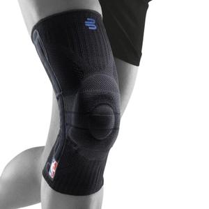 70000164-knee-brace-bauerfeind-nba-all-black