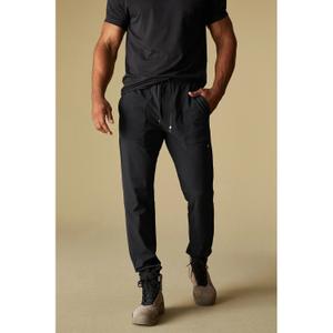 product/f/a/fabletics_pt2500654-0001_black_1.jpg